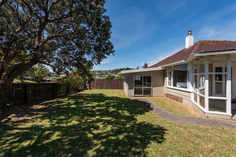 Photo of property in 7 Kura Street, Titahi Bay, Porirua, 5022