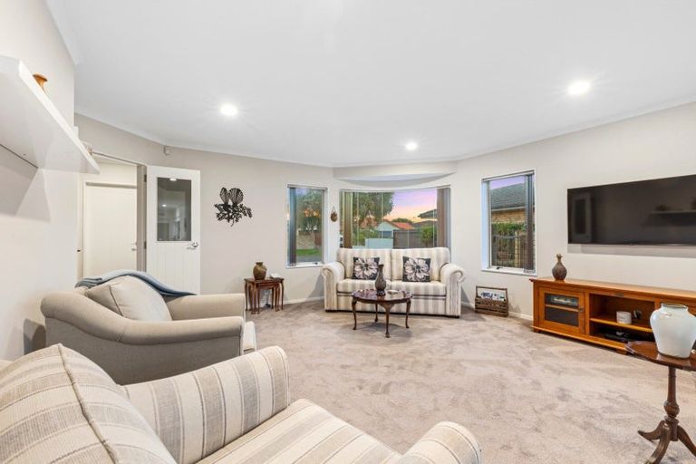 Photo of property in 9 Saint Kilda Place, Papamoa Beach, Papamoa, 3118