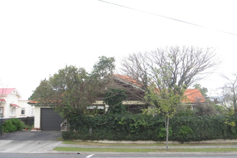 Photo of property in 306 Knight Street, Hastings, 4122