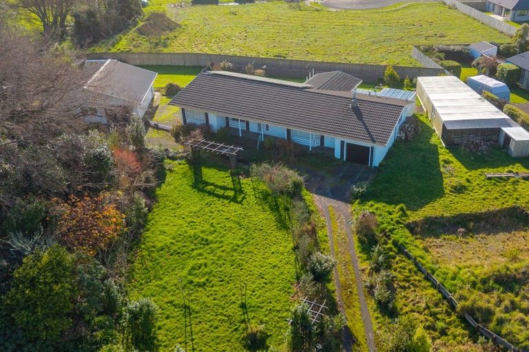 Photo of property in 24 Cambridge Street, Pahiatua, 4910