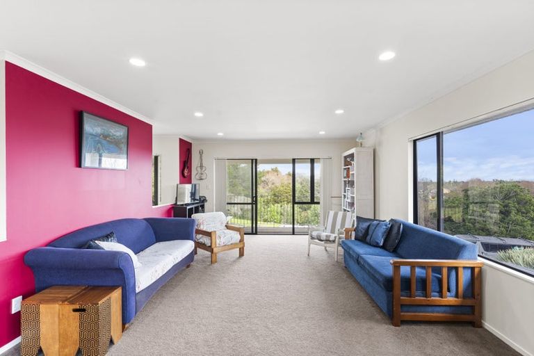 Photo of property in 18 Navan Place, Dannemora, Auckland, 2016