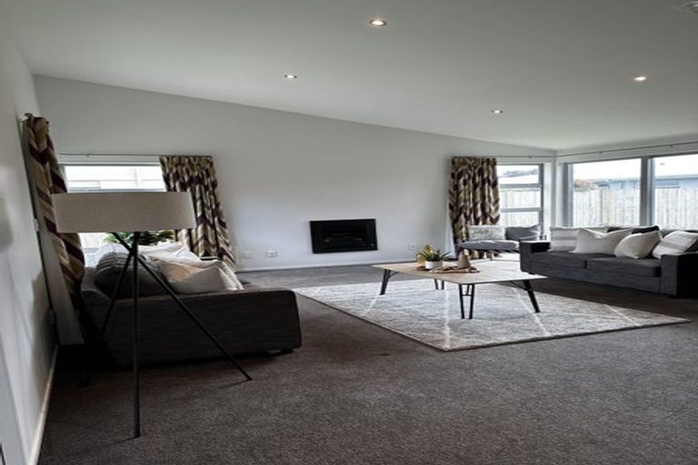 Photo of property in 15 Shalimar Place, Huntington, Hamilton, 3210