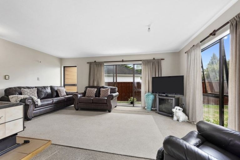 Photo of property in 36 Riverbank Street, Ebdentown, Upper Hutt, 5018