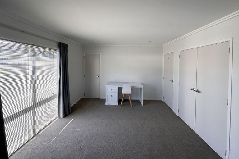 Photo of property in 37 Somerby Mews, Silverstream, Upper Hutt, 5019