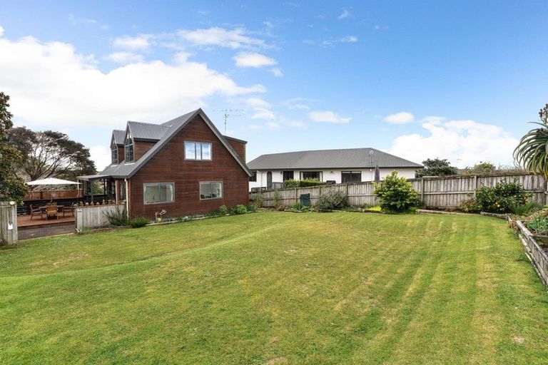 Photo of property in 13 Rosehill Place, Nawton, Hamilton, 3200