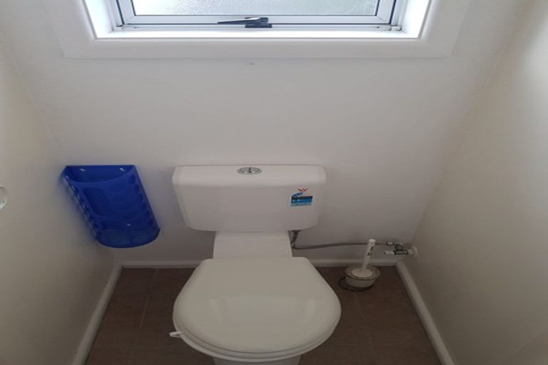 Photo of property in 12 Derwent Street, Bryndwr, Christchurch, 8053