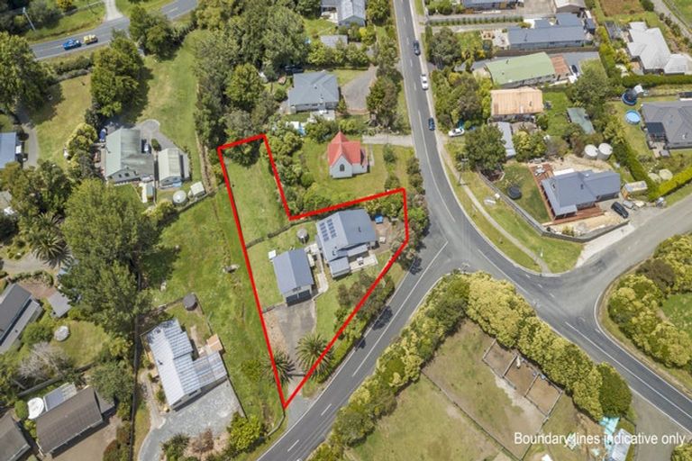 Photo of property in 22 North Crescent, Kaukapakapa, 0873