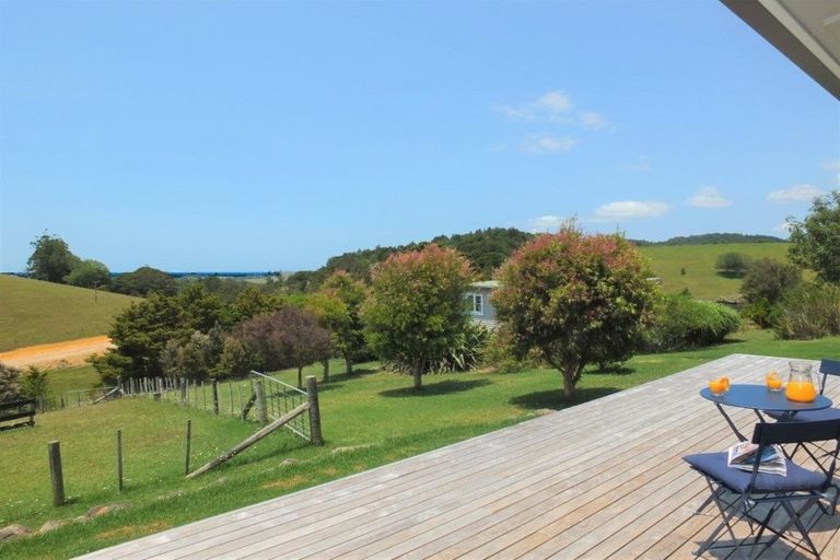 Photo of property in 965 Pataua Road North, Whareora, Whangarei, 0175