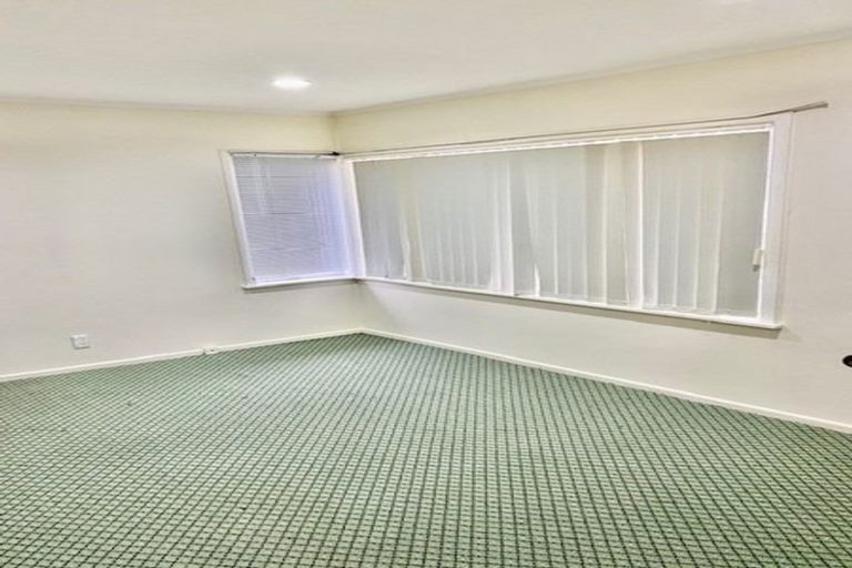 Photo of property in 132 Russell Road, Manurewa, Auckland, 2102