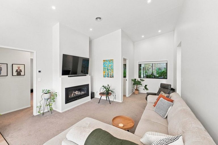 Photo of property in 17 Lawry Street, Blagdon, New Plymouth, 4310