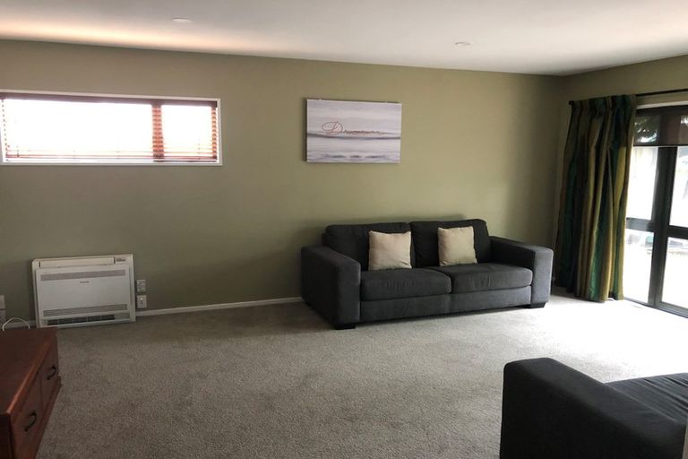 Photo of property in 2/165 Peverel Street, Riccarton, Christchurch, 8041