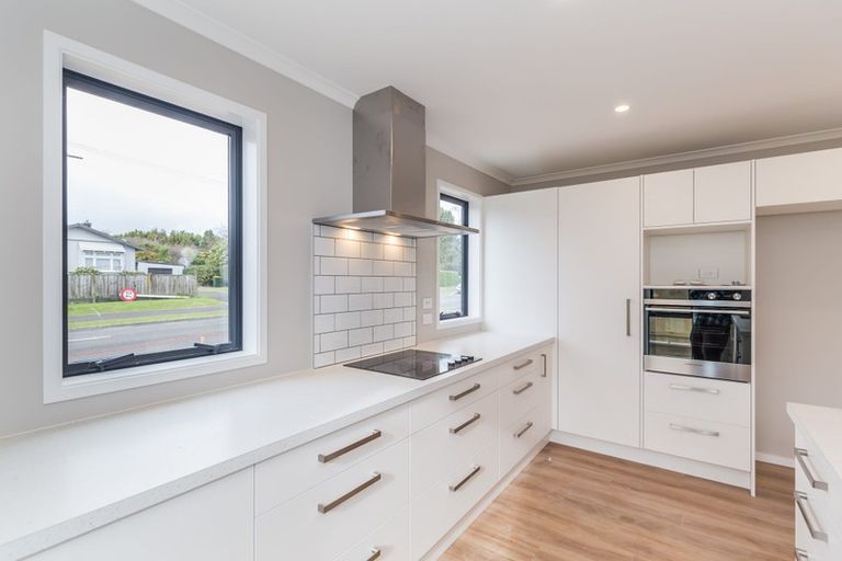 Photo of property in 93 Fairfield Road, Levin, 5510