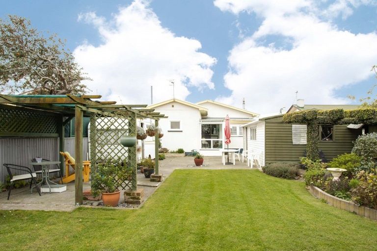 Photo of property in 12 Creagh Street, Te Awa, Napier, 4110