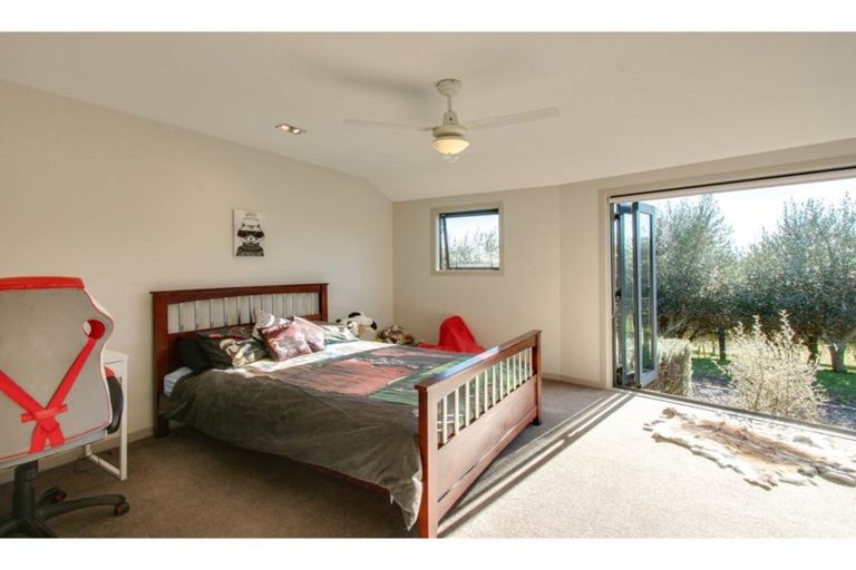 Photo of property in 824 Maraetotara Road, Maraetotara, Havelock North, 4294