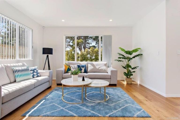 Photo of property in 109 Kowhai Road, Mairangi Bay, Auckland, 0630