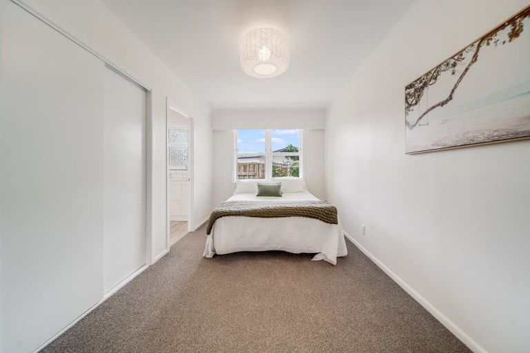 Photo of property in 16 Thornton Place, Melville, Hamilton, 3206