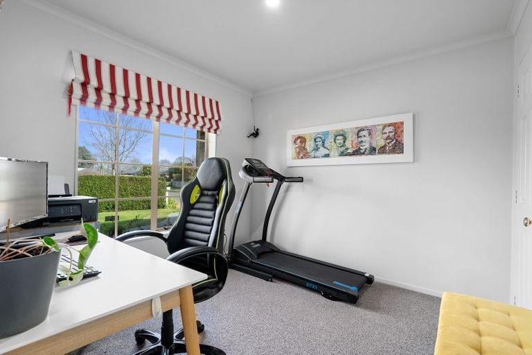 Photo of property in 14 Alba Place, Cambridge, 3434