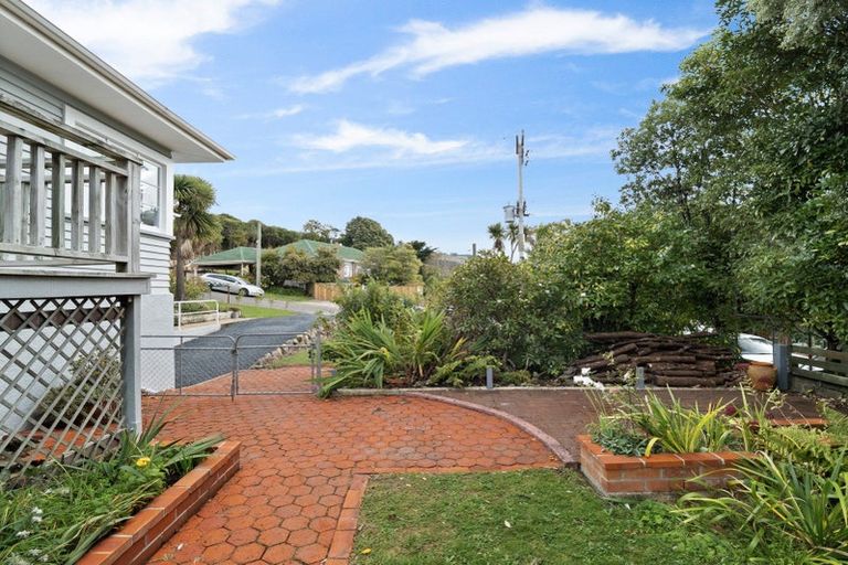 Photo of property in 8 Rosehill Road, Macandrew Bay, Dunedin, 9077