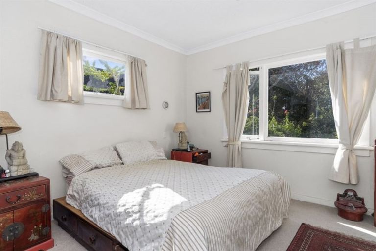 Photo of property in 28 Oceanview Road, Mount Maunganui, 3116