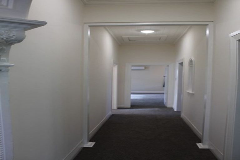 Photo of property in 5a Royal Crescent, Saint Kilda, Dunedin, 9012