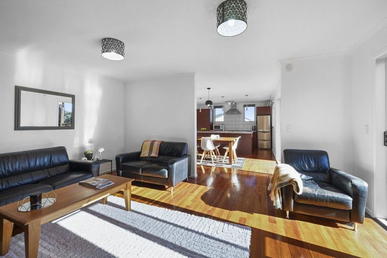 Photo of property in 426 South Road, Omata, New Plymouth, 4374