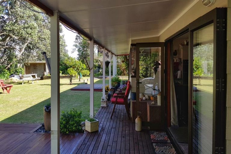 Photo of property in 28 Pohutukawa Drive, Athenree, Katikati, 3177