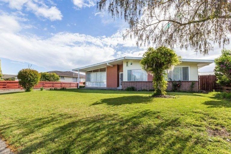 Photo of property in 88 Flaxmere Avenue, Flaxmere, Hastings, 4120