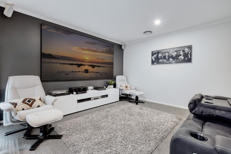 Photo of property in 84 Pakanga Grove, Pyes Pa, Tauranga, 3112