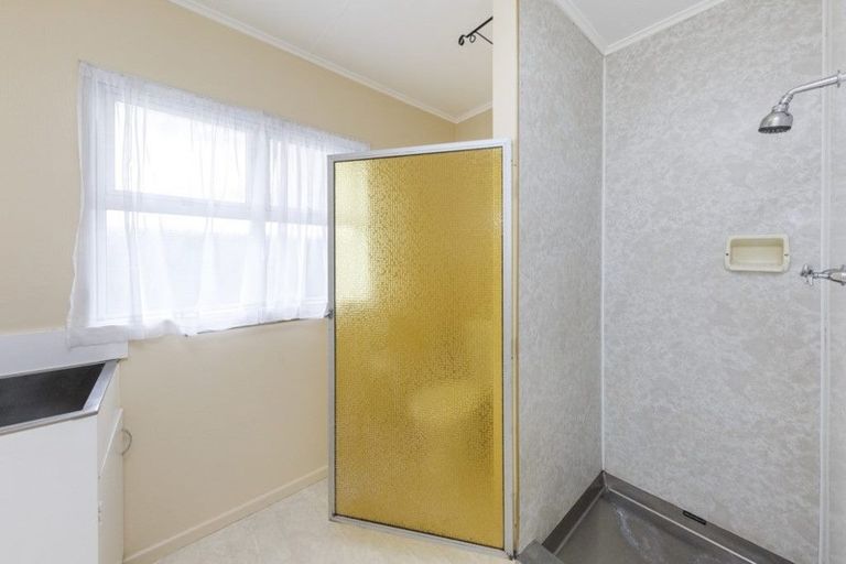 Photo of property in 2/364 Featherston Street, Palmerston North, 4414