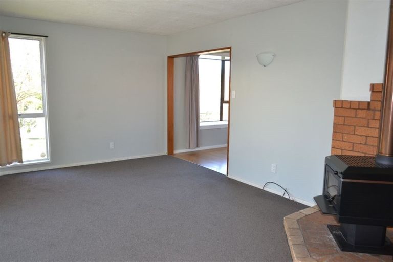 Photo of property in 35 Gibbs Drive, Woodend, 7610