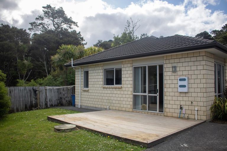 Photo of property in 108 San Marino Drive West, Henderson, Auckland, 0612