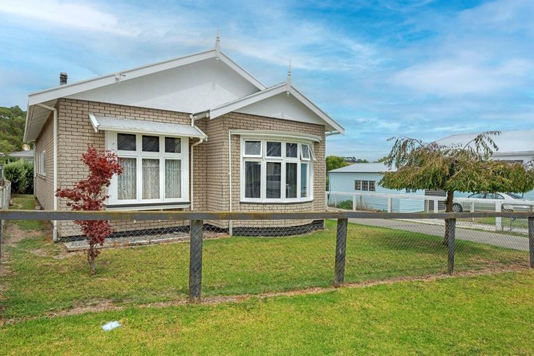 Photo of property in 129 Huxley Road, Outer Kaiti, Gisborne, 4010