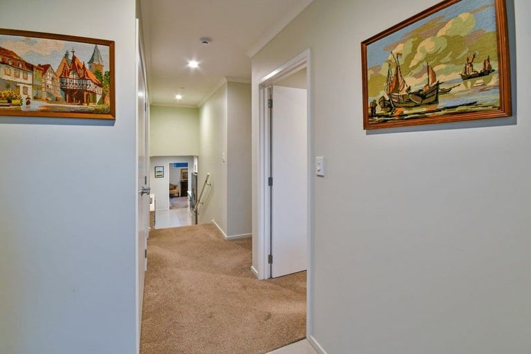 Photo of property in 42 Raithburn Terrace, Pokeno, 2402