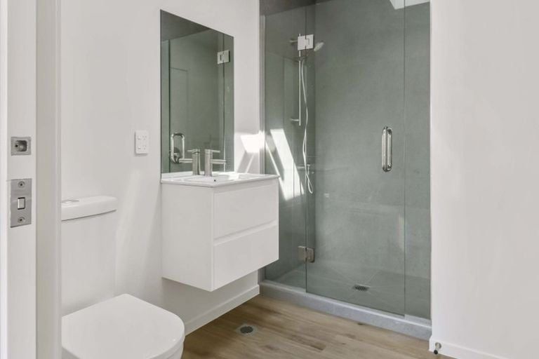 Photo of property in 6/489 Riverside Drive, Fairfield, Lower Hutt, 5011