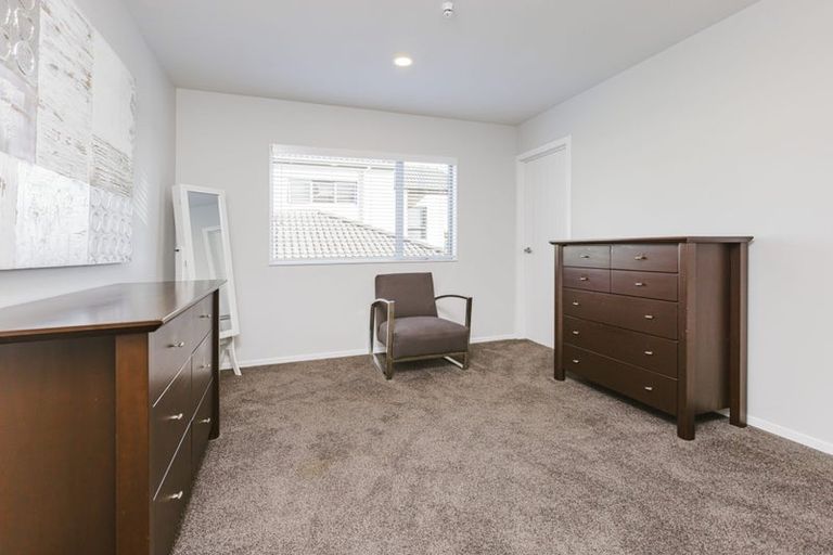 Photo of property in 316 Hill Road, The Gardens, Auckland, 2105