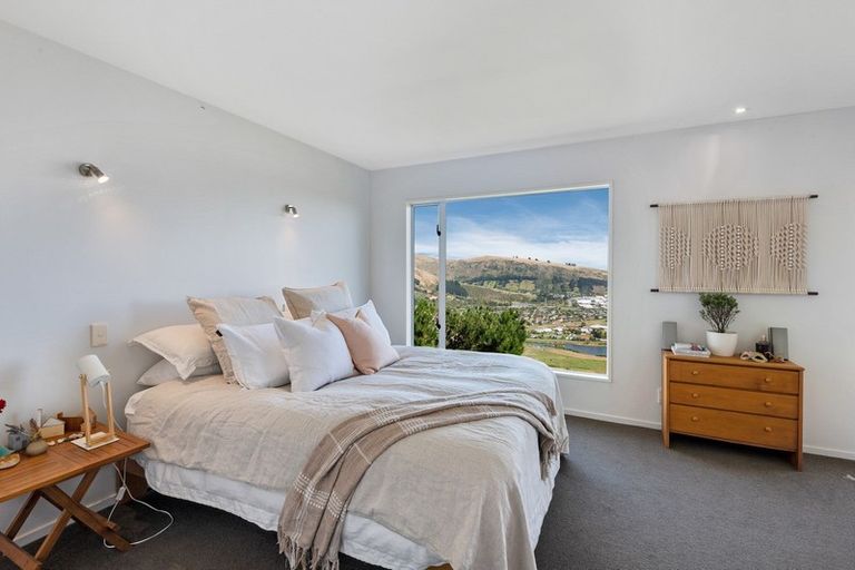 Photo of property in 6c Rockview Place, Mount Pleasant, Christchurch, 8081