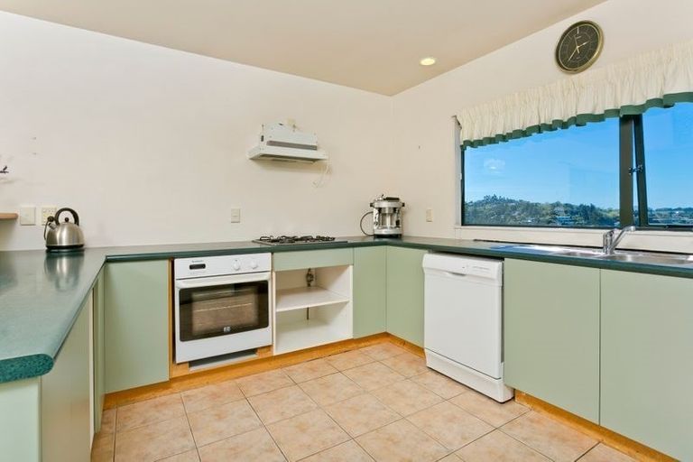 Photo of property in 9a Summit Drive, Torbay, Auckland, 0630