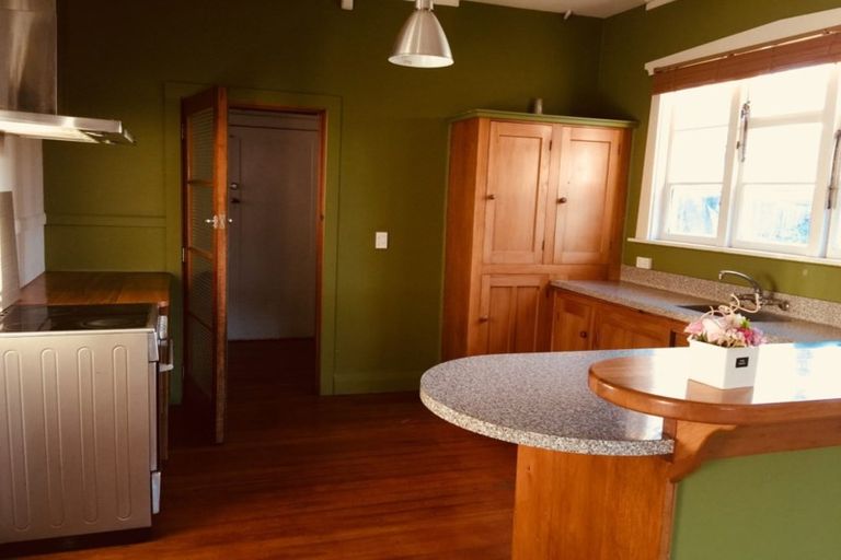 Photo of property in 35 Memorial Avenue, Ilam, Christchurch, 8053