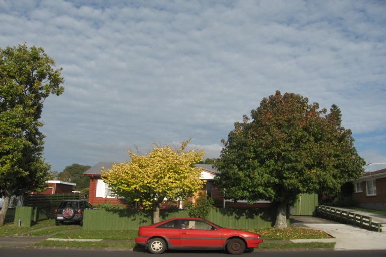 Photo of property in 53 Cascades Road, Pakuranga Heights, Auckland, 2010