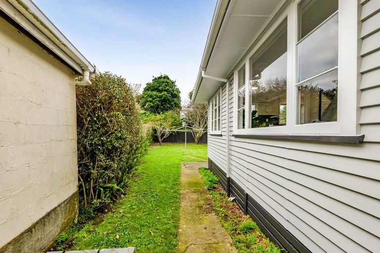 Photo of property in 27 Blagdon Road, Blagdon, New Plymouth, 4310