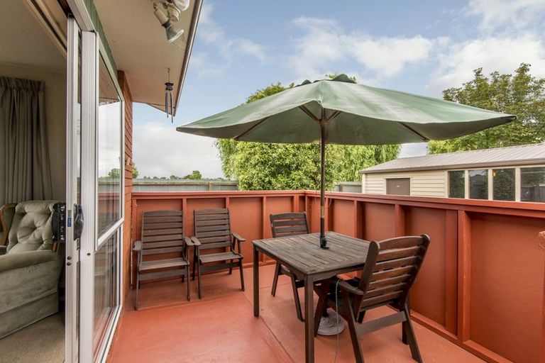 Photo of property in 2/7 Fir Tree Lane, Aranui, Christchurch, 8061