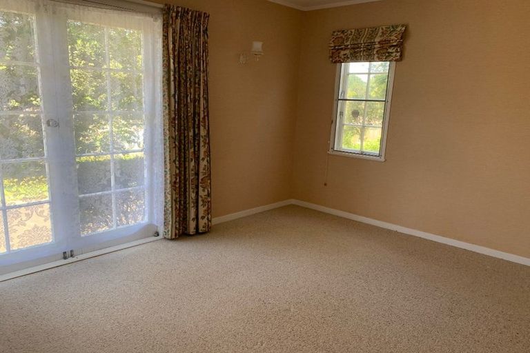 Photo of property in 136 Buick Crescent, Awapuni, Palmerston North, 4412
