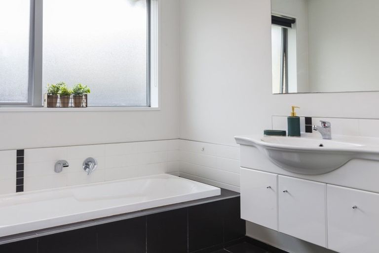 Photo of property in 1 Grassington Lane, Wigram, Christchurch, 8025