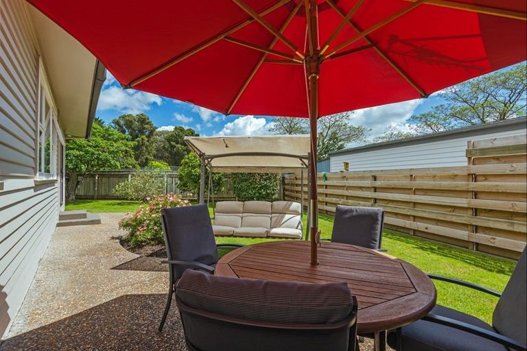 Photo of property in 7 Panako Place, Awapuni, Palmerston North, 4412