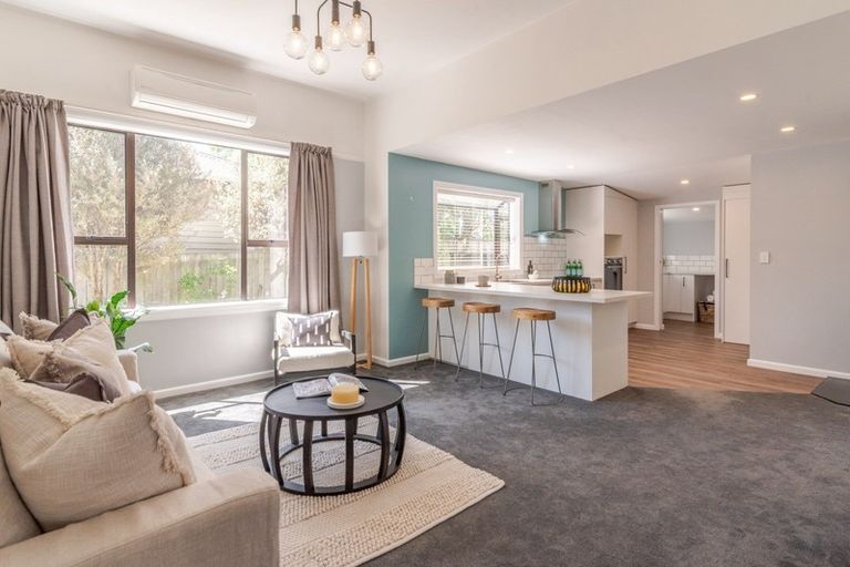 Photo of property in 128 Somerfield Street, Somerfield, Christchurch, 8024