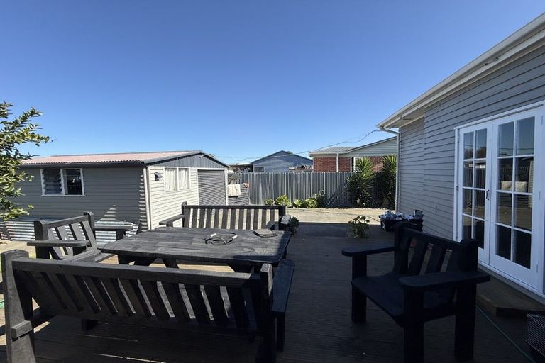 Photo of property in 2 Lowry Terrace, Marewa, Napier, 4110