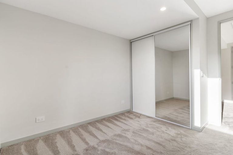 Photo of property in 156 Buckley Avenue, Hobsonville, Auckland, 0616