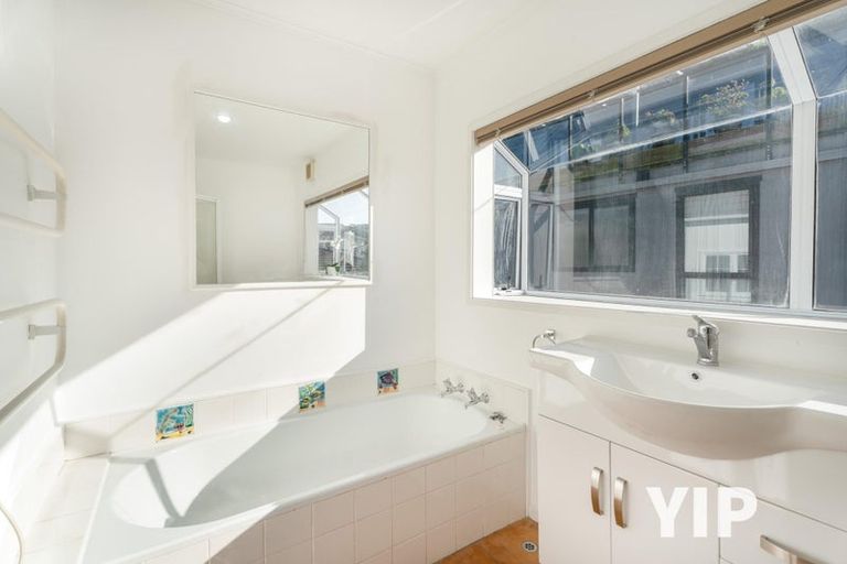 Photo of property in 12 Fyvie Avenue, Tawa, Wellington, 5028