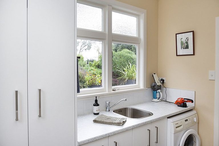 Photo of property in 12 Hull Street, South Hill, Oamaru, 9400