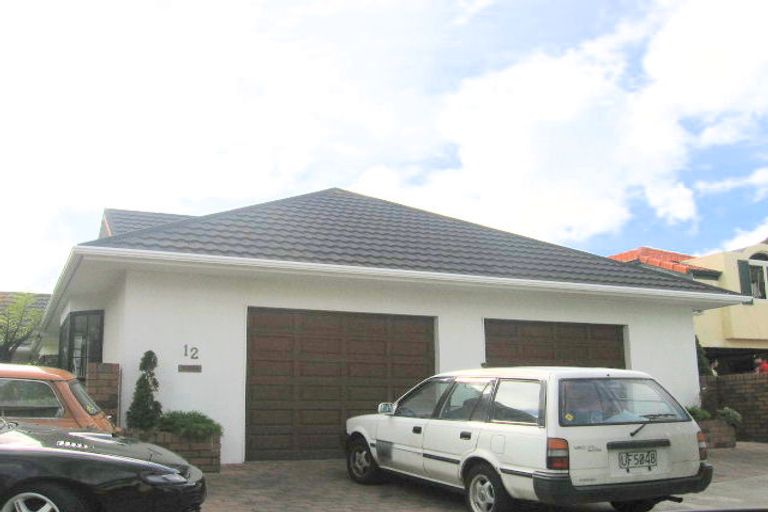 Photo of property in 12 Countess Close, Maupuia, Wellington, 6022